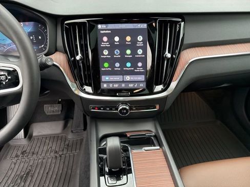New 2026 Volvo V60 B5 Cross Country Plus w/ Climate Package image 10