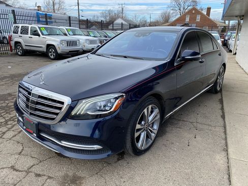 Used 2020 Mercedes-Benz S 560 4MATIC Sedan w/ Premium Package image 6