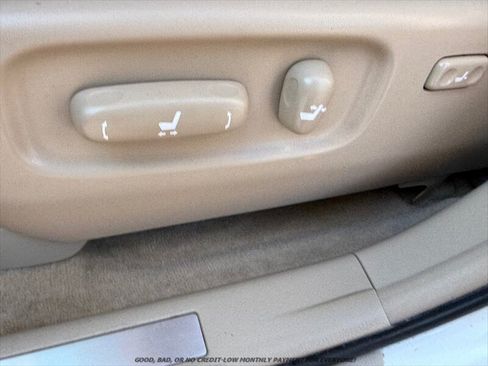 Used 2006 Lexus RX 330 AWD w/ Premium Plus Pkg image 30