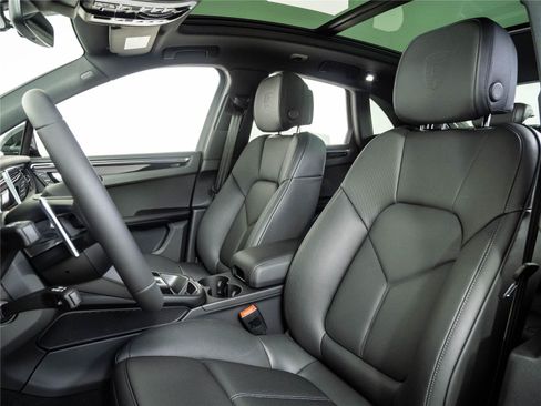 New 2026 Porsche Macan S AWD/4WD image 5