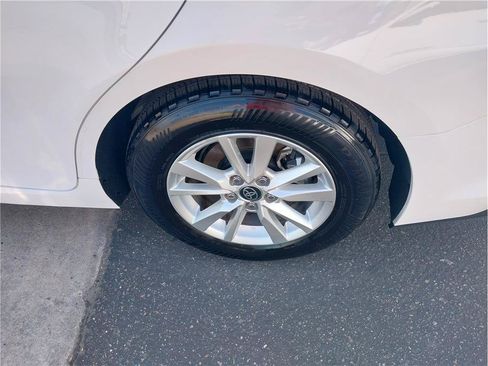 Used 2025 Toyota Camry LE FWD image 10