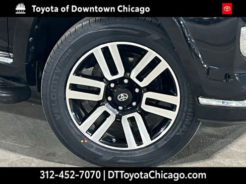 Used 2016 Toyota 4Runner Limited AWD/4WD image 2