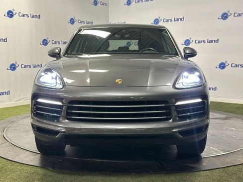 Used 2022 Porsche Cayenne AWD/4WD image 4