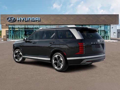 Used 2026 Hyundai Palisade Limited AWD/4WD image 4