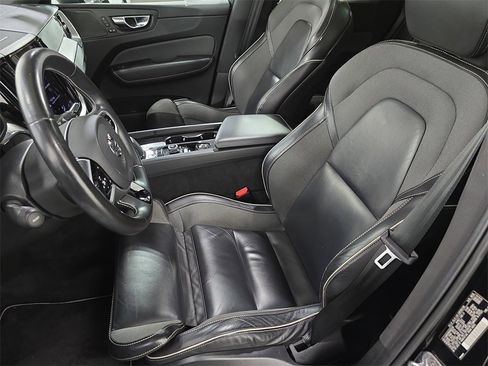 Used 2021 Volvo XC60 T8 R-Design w/ Protection Package Premier image 5