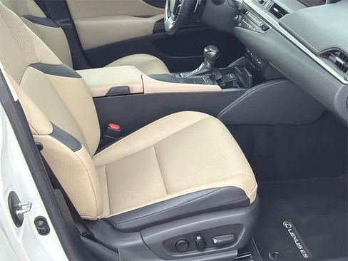 Used 2020 Lexus ES 350 w/ Premium Package image 12