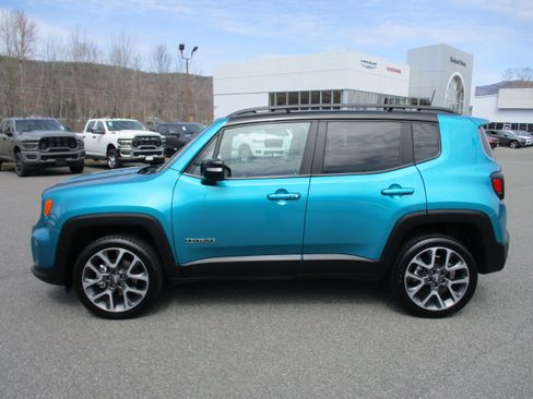 Used 2022 Jeep Renegade Limited w/ Sun, Sound & Wheels Group image 8