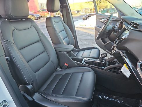 Used 2021 Chevrolet TrailBlazer LT w/ Premium Seating Package image 10