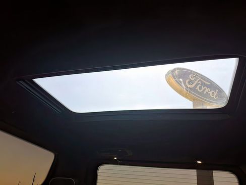 Used 2022 Jeep Grand Wagoneer Series II w/ Premium Group II image 10