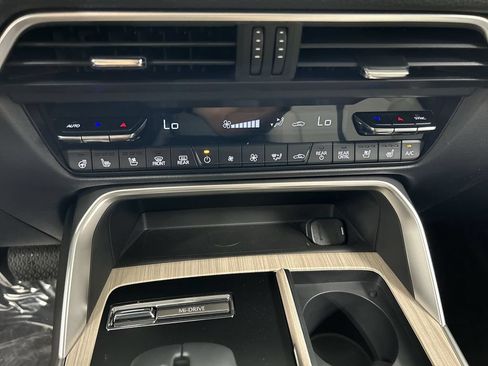 New 2026 MAZDA CX-90 3.3 Turbo w/ Preferred Package AWD/4WD image 17