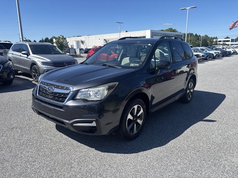 Used 2017 Subaru Forester 2.5i Premium w/ All-Weather Package AWD/4WD image 15