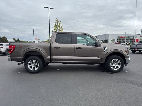 Used 2023 Ford F150 XLT image 2