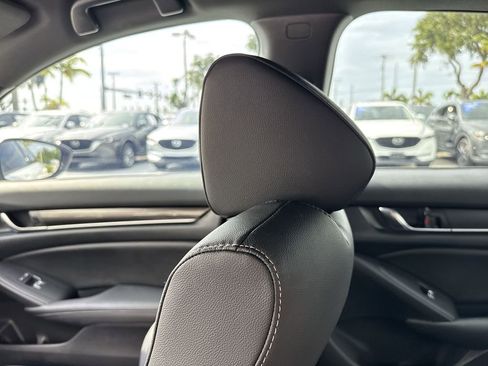 Used 2020 Honda Accord Sport image 16