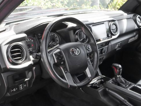 Used 2019 Toyota Tacoma TRD Pro AWD/4WD image 23