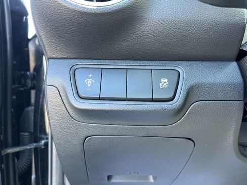 Certified 2024 Kia Forte LXS image 11