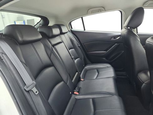 Used 2017 MAZDA MAZDA3 Touring image 27