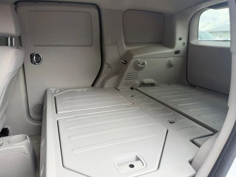 Used 2011 Chevrolet HHR LS image 15