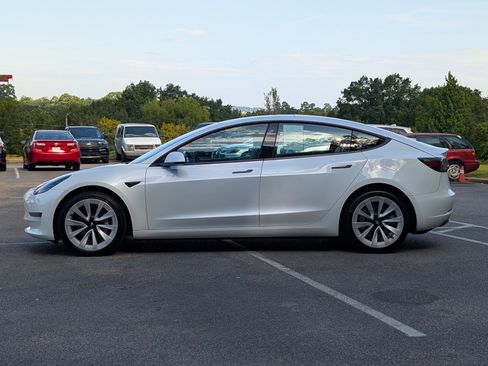 Used 2021 Tesla Model 3 Standard Range Plus RWD image 6