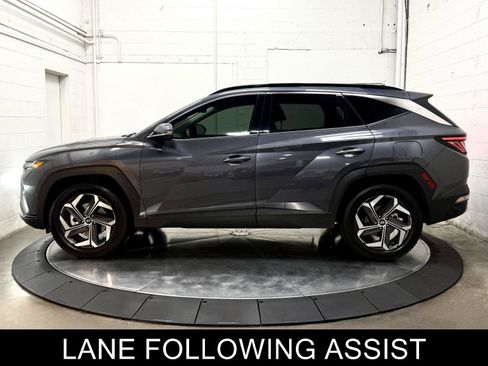Used 2022 Hyundai Tucson Limited AWD/4WD image 6