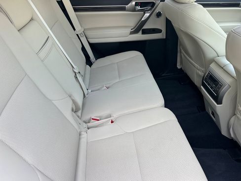 Used 2021 Lexus GX 460 Premium w/ Premium Plus Package AWD/4WD image 34