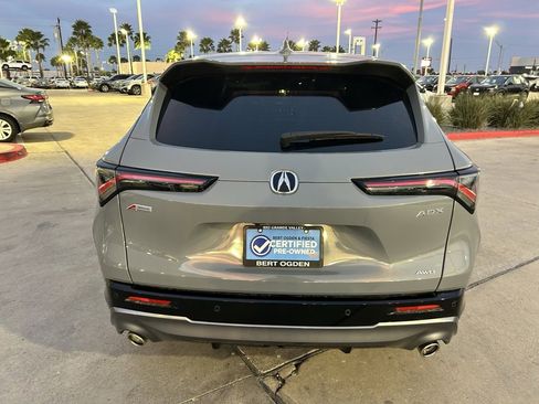 Used 2025 Acura ADX A-Spec image 6