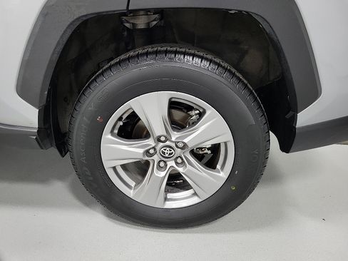 Certified 2025 Toyota RAV4 XLE w/ Convenience Package AWD/4WD image 20