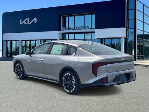 New 2026 Kia K4 GT-Line image 4