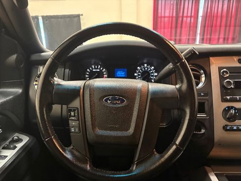 Used 2016 Ford Expedition XL RWD image 24