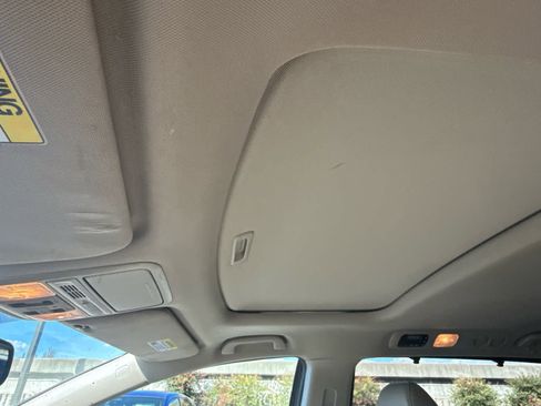 Used 2014 Honda Odyssey EX-L image 25