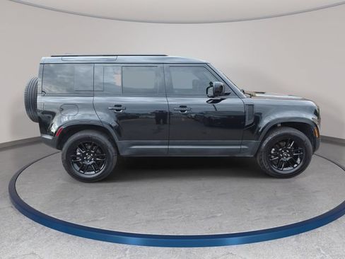Certified 2025 Land Rover Defender 110 S AWD/4WD image 5