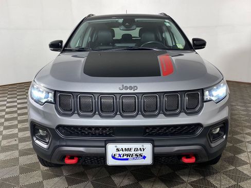Used 2022 Jeep Compass Trailhawk w/ Sun and Sound Group AWD/4WD image 24