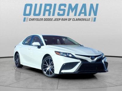 Used 2024 Toyota Camry SE