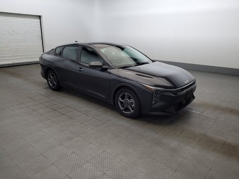 Used 2025 Kia K4 FWD image 11