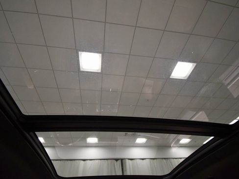 Used 2022 Lincoln Aviator Black Label w/ Dynamic Handling Package image 17