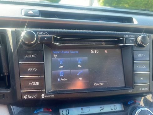 Used 2016 Toyota RAV4 XLE AWD/4WD image 19