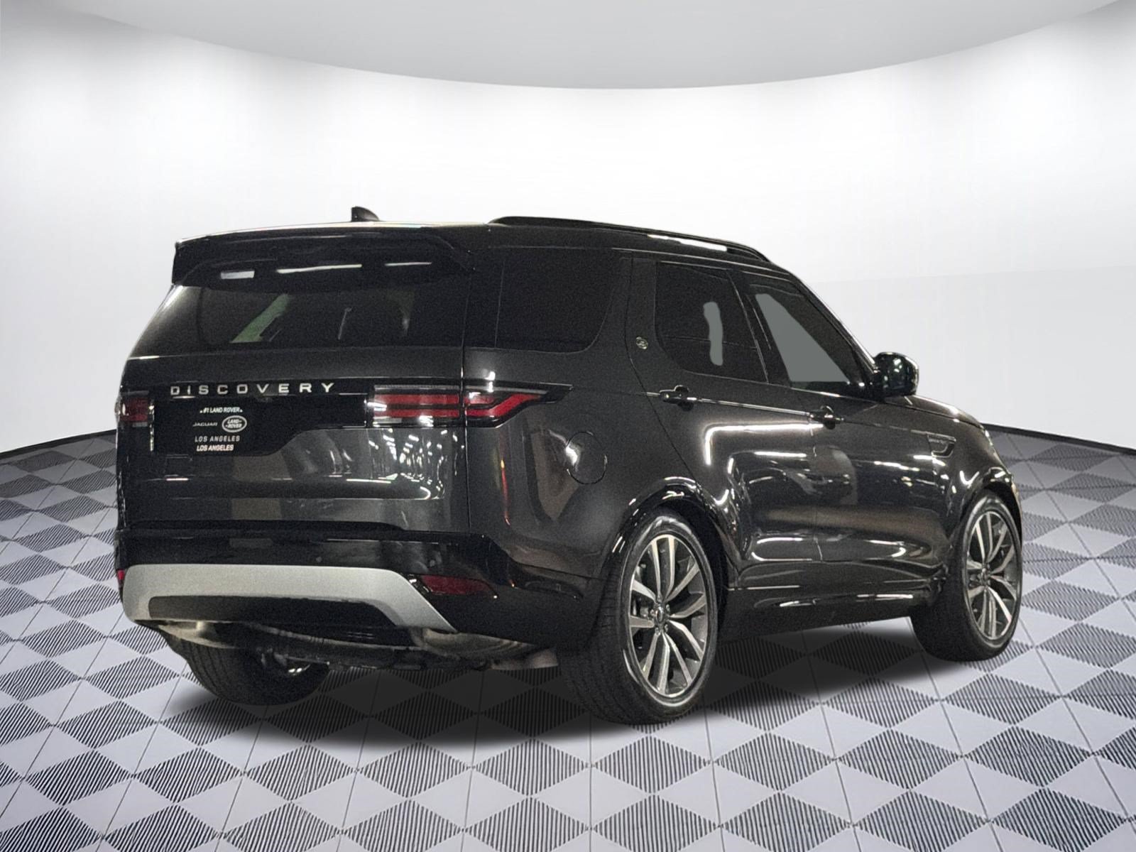 New 2026 Land Rover Discovery Limited Edition AWD/4WD image 9