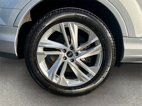 Used 2022 Audi Q7 3.0T Premium Plus w/ Premium Plus Package image 34