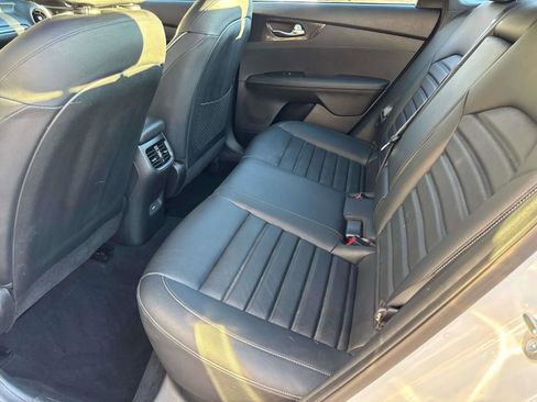 Used 2023 Kia Forte GT-Line w/ GT-Line Premium Package image 13