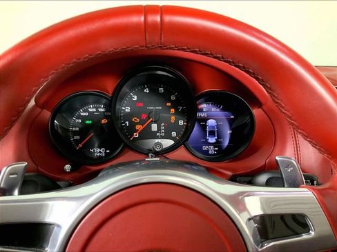 Used 2013 Porsche Boxster RWD image 11
