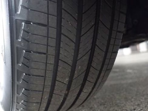 Used 2023 Chevrolet Equinox LT image 26