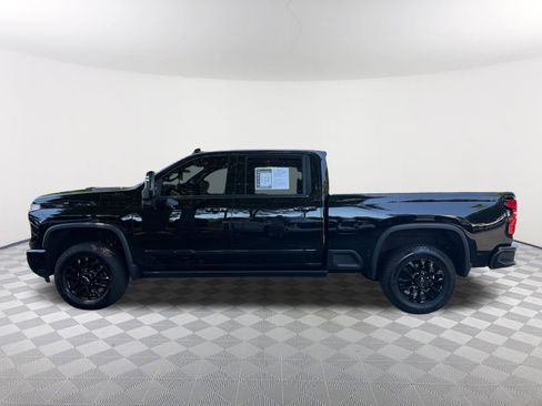 Used 2025 Chevrolet Silverado 3500 High Country w/ Midnight Edition AWD/4WD image 8