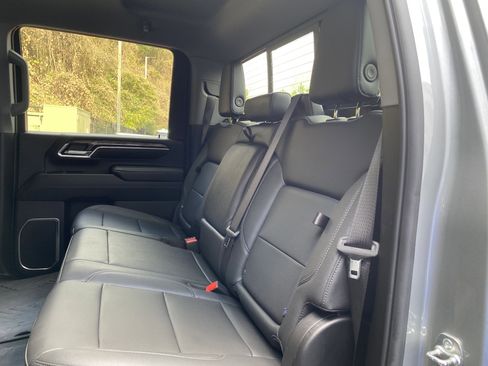 Used 2025 Chevrolet Silverado 2500 LTZ w/ LTZ Premium Package image 42