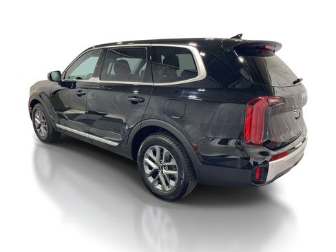 Used 2024 Kia Telluride LX AWD/4WD image 2