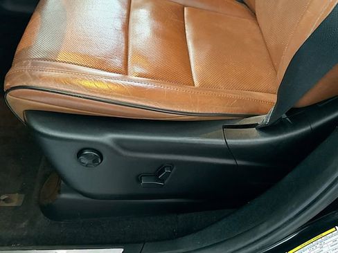 Used 2013 Jeep Grand Cherokee Overland AWD/4WD image 19