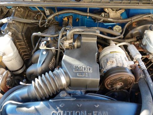 Used 2000 Chevrolet S10 Pickup LS w/ Preferred Equipment Group image 93