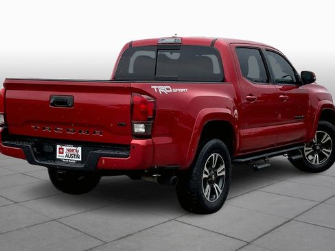Used 2018 Toyota Tacoma TRD Sport w/ Technology Package RWD image 13