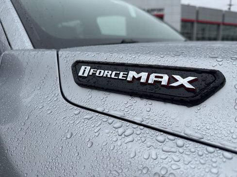 New 2026 Toyota 4Runner 4WD image 3