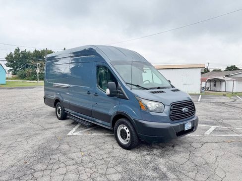 Used 2019 Ford Transit 250 148 High Roof Extended RWD image 3