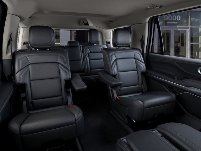 New 2027 Lincoln Navigator Premiere RWD image 11