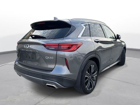 Used 2021 INFINITI QX50 Luxe w/ Appearance Package image 6